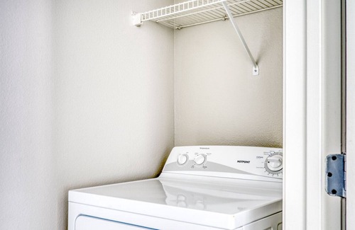 Emeryville Apartment | Premium Emeryville 1BR w/ Gym, Pool, Parking, 15 min to SF, by Blueground