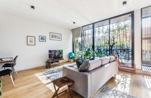 Fitzroy Apartment | Premium Executive Apt in the Heart of Fitzroy