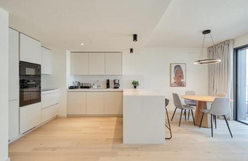 Parque das Nacoes Apartment | Premium Flat w/Balcony & Pool by HostWise