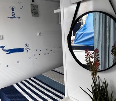 St. Andreas Apartment | Premium Hausboot Trave Traum