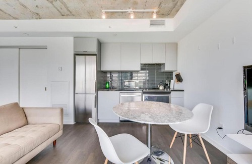 St. Lawrence House | Premium Hotel-Style Studio in Downtown Toronto