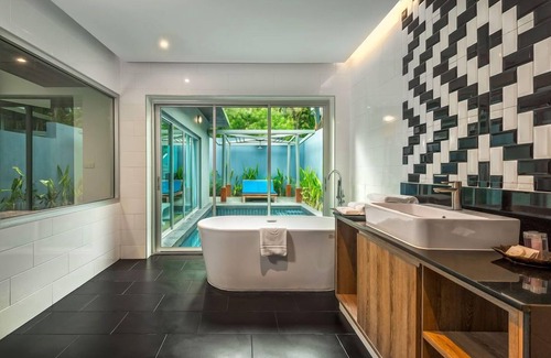 Chalong Apartment | Premium One Bedroom Pool Villa *