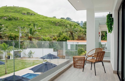 Las Terrenas Villa | Premium Villa for 15 with Pool and Jacuzzi