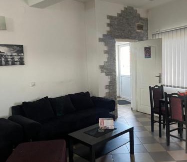 Paracin Bed & Breakfast | Prenociste H2O