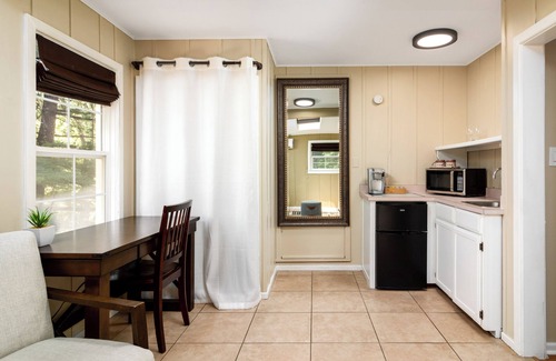 Prescott Hotel | Prescott Pines Inn