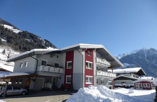 Fusch an der Grossglocknerstrasse House | Present apartment in Fusch