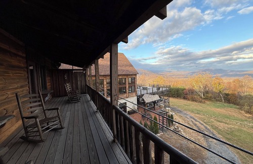 Stanardsville House | Presidential Suite - Rm. 205