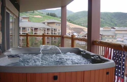 Park City Condo | PRESIDENTIAL SUITE; 4 King BR/Bth; Ski I/O; 1530nt Week/1700nt daily, Hot Tub