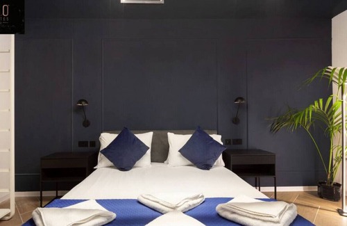 Cospicua Apartment | Presidential SUITE: Marina views & Roof Terrace