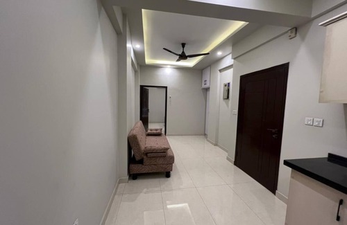 Karachi Apartment | Prestige Comfort Apartments Separate Lounge With Newly Bath With Reception