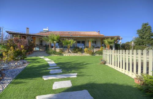 Albufeira Villa | Prestige for Home - Moradia com Piscina, Jardim e Estacionamento Paderne/Albufeira
