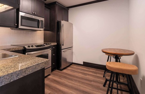 East Kootenay Hotel | Prestige Rocky Mountain Resort Cranbrook, WorldHotels Crafted