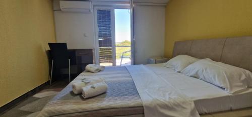 Paracin Bed & Breakfast | PRESTIGE