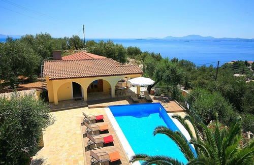 Barbati Villa | Prestige Villas | NISSAKI | 5 min walk to Tavernas & Supermarket