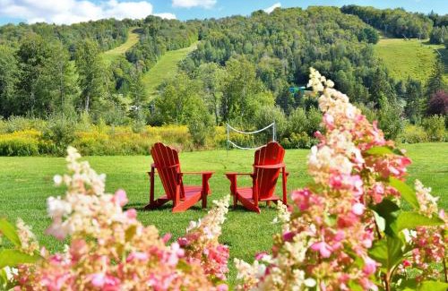 Saint-Sauveur Apartment | Prestigious condo at the foot of the St-Sauveur slopes