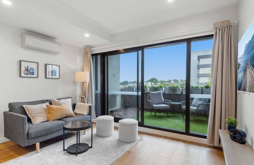 Preston Apartment | Preston Balcony 2-Bed, Steps from Dining Strip