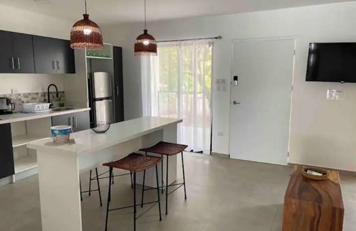 Huacas Apartment | Pretty apartment in Huacas.15 minutes from Tamarindo beach. Perfect for families