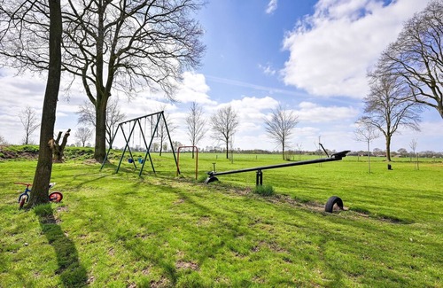 Eibergen House | Pretty Holiday Home in Eibergen with Garden