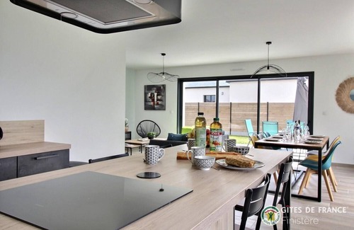 Cleder House | Pretty new house between sea and countryside in a quiet cul-de-sac location