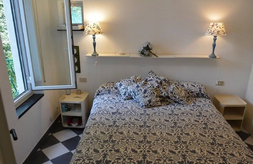 Cinque Terre Villa | Pretty White House - The perfect location close to everything you could desire.