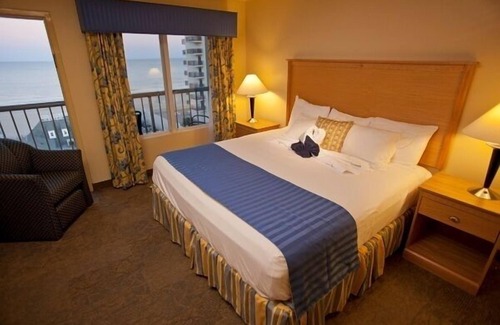 Northeast Virginia Beach Hotel | PRICE REDUCED - Beautiful Ocean View with Balcony Right Next to Beach