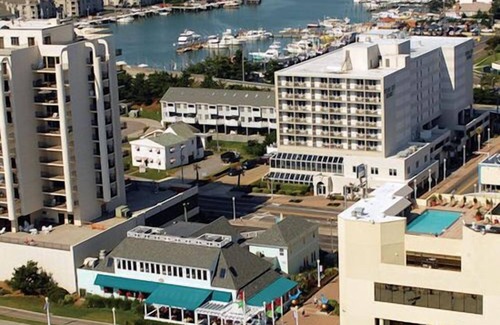 Northeast Virginia Beach Hotel | PRICE REDUCED - Beautiful Ocean View with Balcony Right Next to Beach