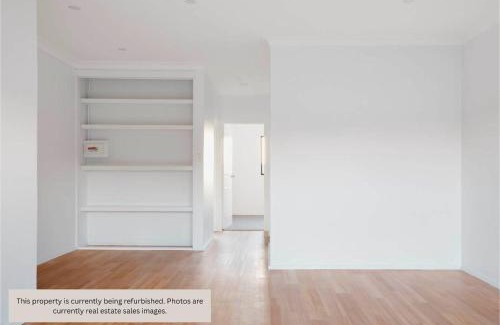 Merewether Apartment | Prickly Pear Stays in Merewether - Ranclaud St