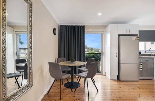 Jesmond Apartment | Prickly Pear Stays Jesmond, 1-bedroom