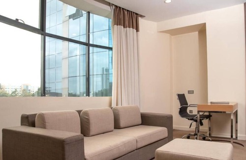Westlands Bed & Breakfast | PrideInn Azure Hotel Nairobi - 2