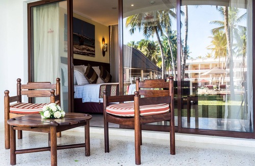 Mombasa Hotel | PrideInn Paradise Beach Resort & Spa Mombasa