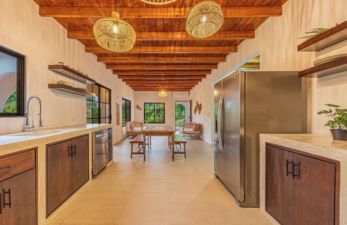 Ojochal Villa | Primavera Ocean View Escape – 4 bedrooms w pool