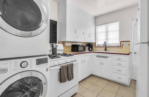Rincon Heights Apartment | PRIME 1BR Haven | Walk to 4th Ave & Local Hotspots