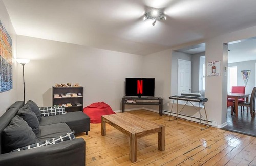 Gay Village Apartment | PRIME LOCATION - BEST Apartment In Downtown MTL