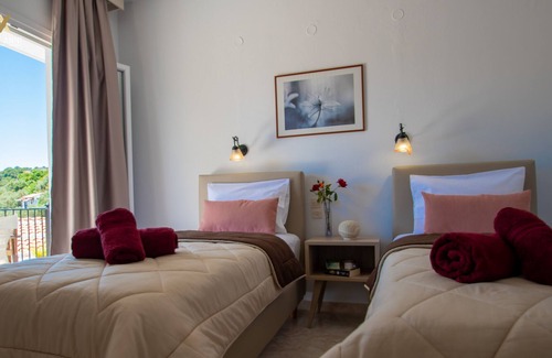 Katsarou Apartment | Prime location close to Achladies beach and restaurants