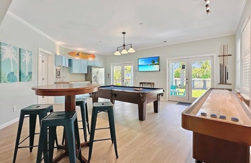 Isle of Palms House | Prime location! Downtown IOP. Private pool. Elevator. 1 block to town/beach.