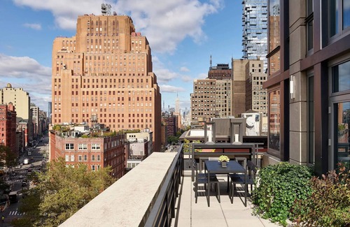 Tribeca Hotel | Prime Location! Relaxing unit, Close to Highline NYC & Strawberry Fields!