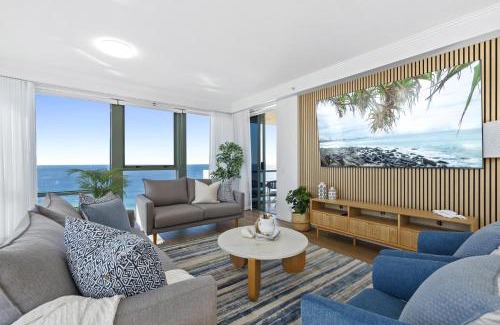 Surfers Paradise Apartment | Prime Views from 4 Bedroom NEWLY RENOVATED Ocean Unit at Sun City - Q Stay