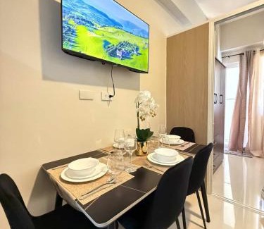 Basak Apartment | Primeworld Resort Style Cozy Condo Near Airport and Beaches