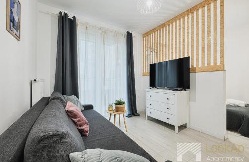 Srodmiescie Apartment | Primo I by LookAp