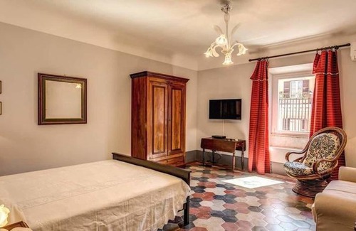 Esquilino Apartment | Principe Amedeo 1