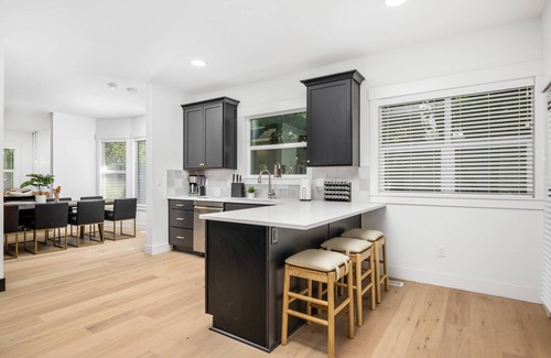 Mississippi District House | Pristine Renovation w/Epic Location, Pet Friendly, Fully Fenced, Hot Tub, Walk to Bars, Shopping