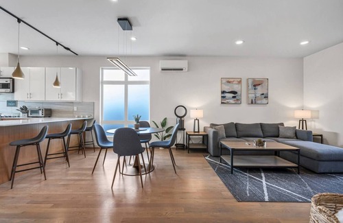 Old Ballard House | Pristine Townhome in Vibrant Ballard