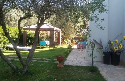 Pian di Rocca House | Private villa with 4000 square meters of greenery and swimming pool