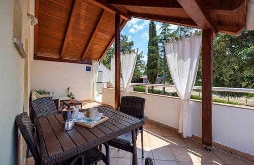 Katoro Apartment | Privacy in the centre of events
