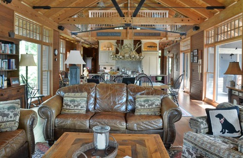 Seguin Cottage | Privacy! Lake Rosseau! A Natural Muskoka Beauty! Sleeps 15! 5 Bath!