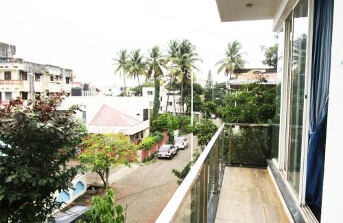 Belagavi House | Private 1 BHK in a Penthouse with Living Space
