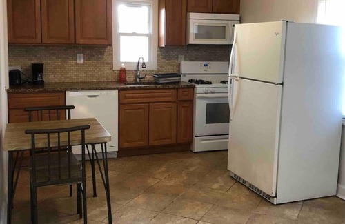 Woodbridge Apartment | Private 2-bed house with free parking and 15-min walk to direct NYC Manhattan train