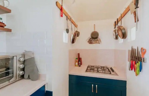 Pos Chiquito House | Private 2 bedr property with amazing view. A 5min drive to Mangel Halto Beach