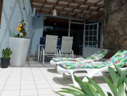 Tarajalillo House | Private 2-Bedroom Bungalow with Terrace in Bahía Feliz