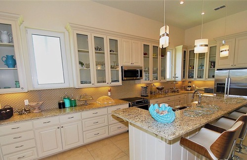 South Padre Island House | Private 3 bedroom 4 bath Bayfront home with swimming pool, and boat dock~ Luxury Rental ~